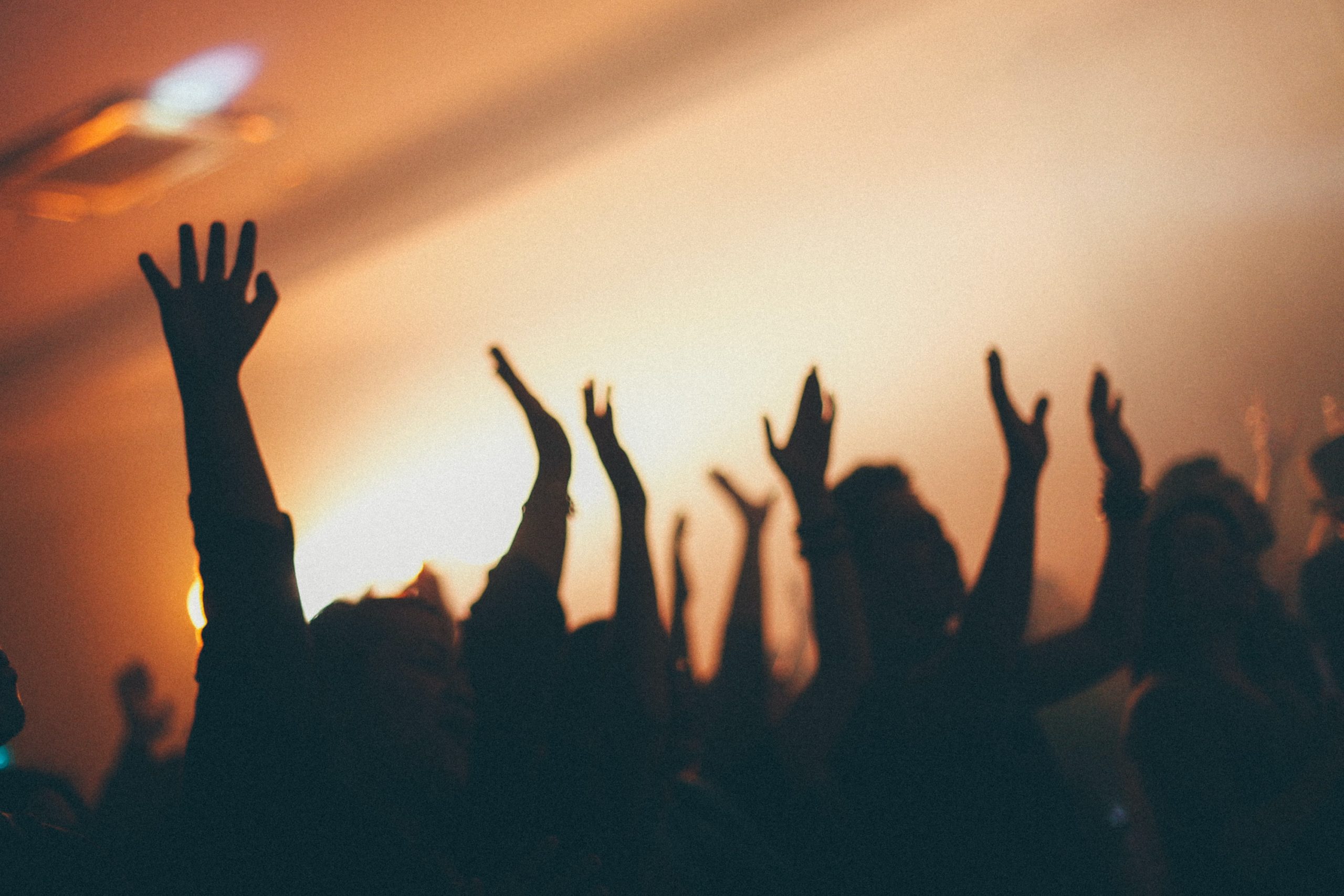 DON’T STOP YOUR PRAISE!